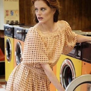 DEAR CREATURES Crochet Cropped Top